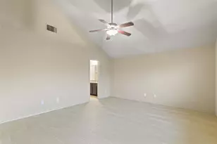 2414 Fall Aster Dr, Spring, TX 77373 - Photo 6