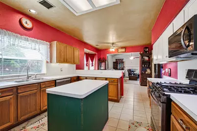 7230 Oak Walk Drive, Humble, TX 77346 - Photo 10