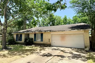 6212 Creekside Ln, League City, TX 77573 - Photo 2