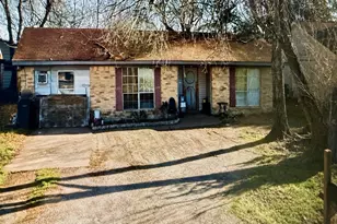 212 N 8th St, Beasley, TX 77417 - Photo 1