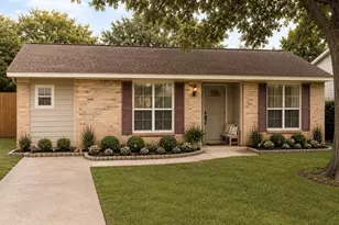 212 N 8th St, Beasley, TX 77417 - Photo 2