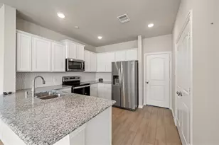 11902 Amber Oak Wy, Tomball, TX 77375 - Photo 12