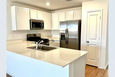 325 Birch Blossom Path, Magnolia, TX 77354 - Photo 6