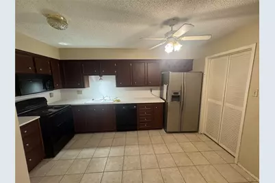 5842 Sampley Way, Houston, TX 77092 - Photo 4