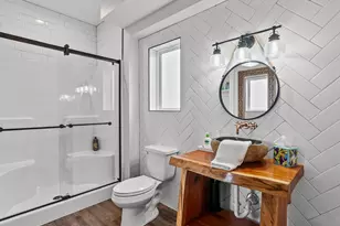 822 W 2nd St, Freeport, TX 77541 - Photo 42