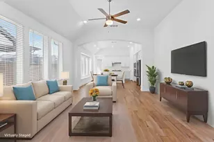 10227 Van Gogh Ct, Iowa Colony, TX 77583 - Photo 4