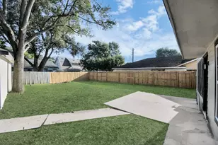7022 Castleview Ln, Houston, TX 77489 - Photo 28