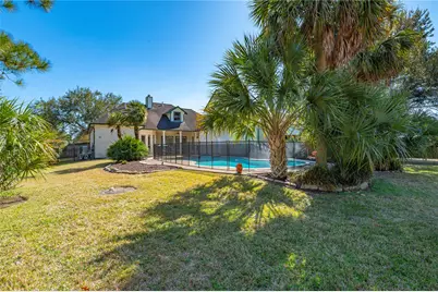 204 Leisure Lane, Friendswood, TX 77546 - Photo 2