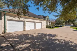 204 Leisure Ln, Friendswood, TX 77546 - Photo 18