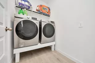 30119 Gallatin River Ln, Katy, TX 77494 - Photo 10