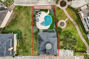 1402 Oceanside Ln, League City, TX 77573 - Photo 12