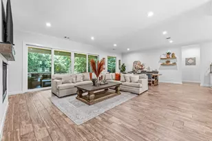 25127 E Tara Plantation Dr E, Tomball, TX 77375 - Photo 6