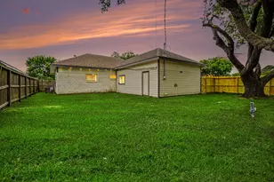 2222 20th Ave N, Texas City, TX 77590 - Photo 30