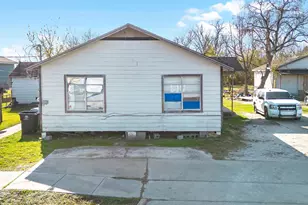 6002 Collingsworth St, Houston, TX 77026 - Photo 2