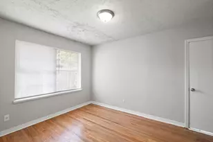 8410 Bob White Dr, Houston, TX 77074 - Photo 8
