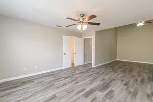 3030 Misty Park Dr, Houston, TX 77082 - Photo 16