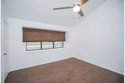 2711 Pheasant Creek Drive, Sugar Land, TX 77498 - Photo 20