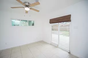 2711 Pheasant Creek Dr, Sugar Land, TX 77498 - Photo 16