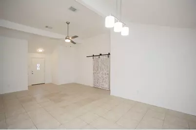 2711 Pheasant Creek Drive, Sugar Land, TX 77498 - Photo 10