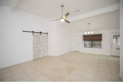 2711 Pheasant Creek Drive, Sugar Land, TX 77498 - Photo 6