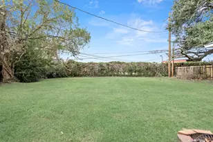 2413 McKee Dr, Orange, TX 77630 - Photo 14