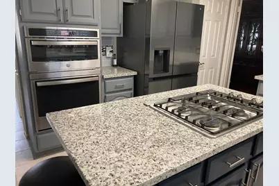 1819 Riverbend Crossing, Sugar Land, TX 77478 - Photo 4