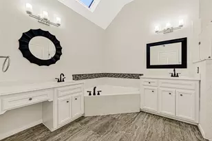 2611 Oxhill Ct, Pearland, TX 77584 - Photo 22