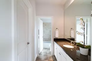 11133 Olympia Dr, Houston, TX 77042 - Photo 16