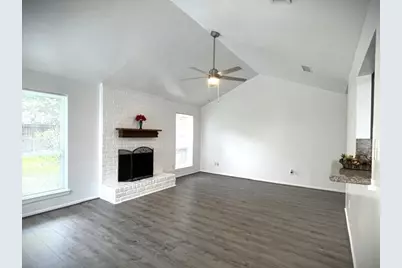 15523 Pensgate Street, Houston, TX 77062 - Photo 6