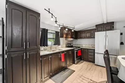 7241 Glen Falls Street, Houston, TX 77049 - Photo 14
