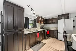 7241 Glen Falls St, Houston, TX 77049 - Photo 14