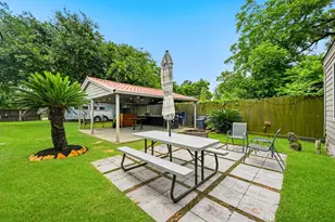 7241 Glen Falls St, Houston, TX 77049 - Photo 32