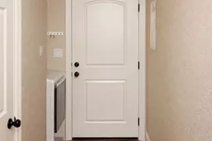 3850 Central Pointe Dr, Beaumont, TX 77706 - Photo 14