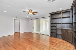 4611 Merwin St, Houston, TX 77027 - Photo 16