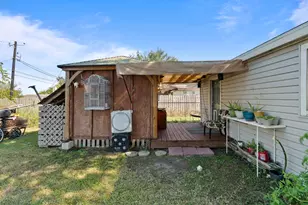 2562 1st St, Ingleside, TX 78362 - Photo 14