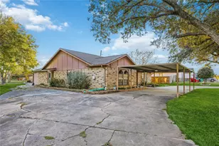 422 Rice Ave, Arcola, TX 77583 - Photo 10