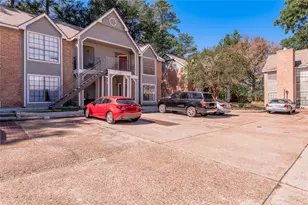 2402 Sycamore Ave, Huntsville, TX 77340 - Photo 2