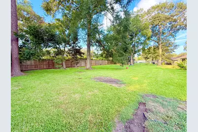 204 Hillcrest Drive, Alvin, TX 77511 - Photo 42