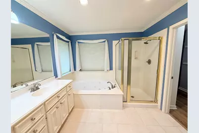 204 Hillcrest Drive, Alvin, TX 77511 - Photo 6