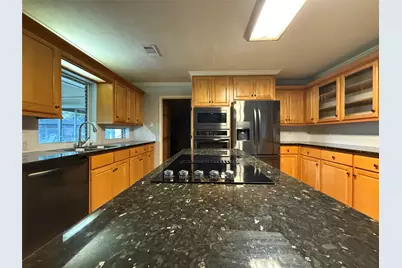 204 Hillcrest Drive, Alvin, TX 77511 - Photo 22