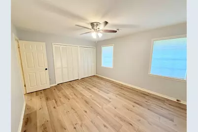 204 Hillcrest Drive, Alvin, TX 77511 - Photo 28