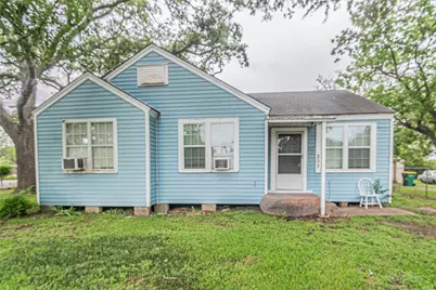 203 Beatrice Street, La Marque, TX 77568 - Photo 1