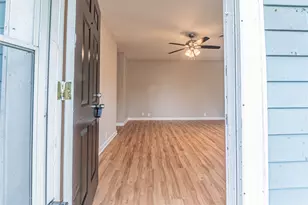 203 Beatrice St, La Marque, TX 77568 - Photo 4