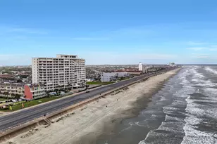 7700 Seawall Blvd, Galveston, TX 77551 - Photo 34