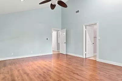 105 Perth Street, Victoria, TX 77904 - Photo 14