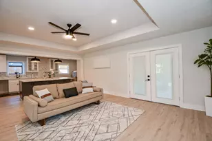 4302 McDermed Dr, Houston, TX 77035 - Photo 14