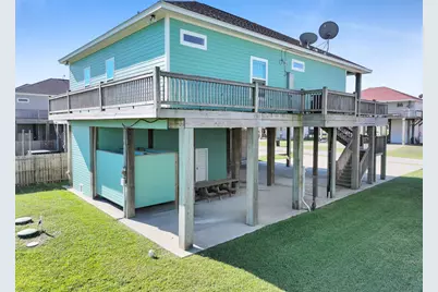 974 Surf Road, Crystal Beach, TX 77650 - Photo 8