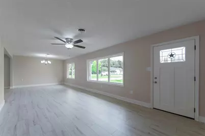 2627 Bayou Avenue, Baytown, TX 77520 - Photo 2