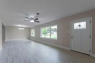 2627 Bayou Ave, Baytown, TX 77520 - Photo 2