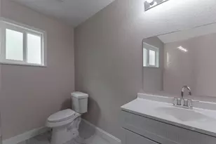 2627 Bayou Ave, Baytown, TX 77520 - Photo 18